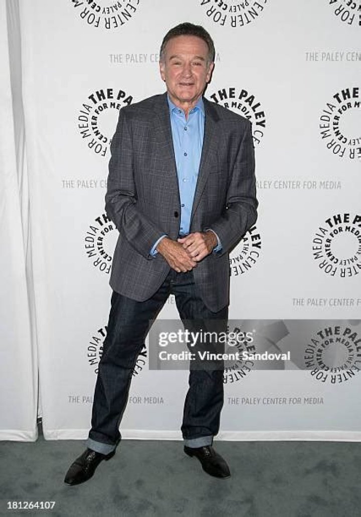 Actor Robin Williams attends the premiere of his new motion picture comedy "Old Dogs", with his daughter Zelda Williams, at the El Capitan Theatre in the Hollywood section of Los Angeles on November 9, 2009. Old Dogs Premiere, Los Angeles, California - 10 Nov 2009