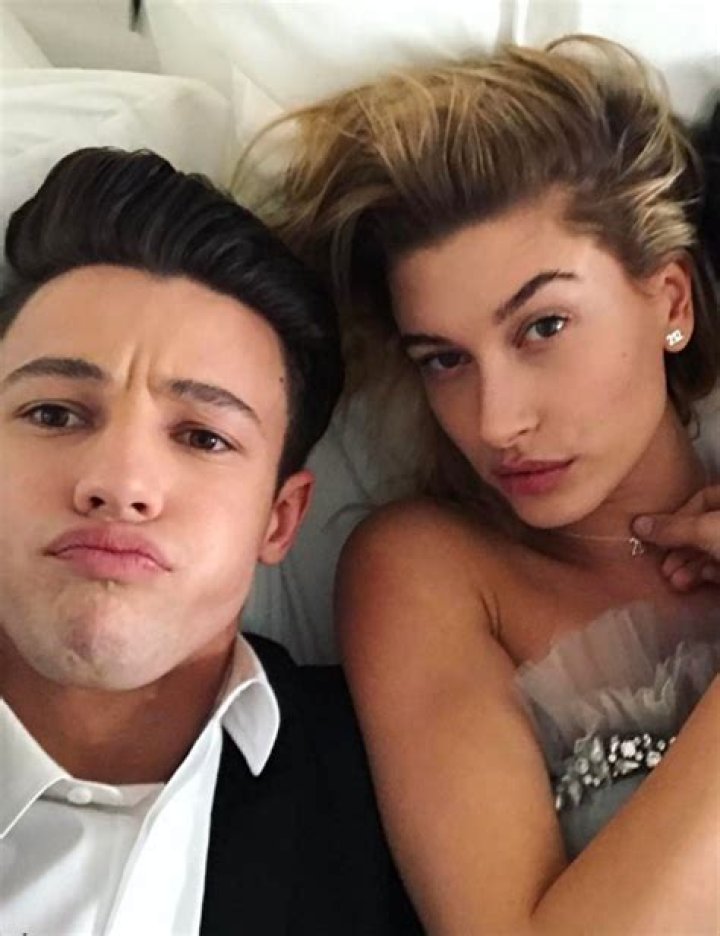Hailey Baldwin Cameron Dallas Date