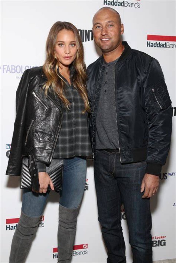 Hannah Davis and Derek Jeter Costume Institute Gala Benefit celebrating China: Through the Looking Glass, Metropolitan Museum of Art, New York, America - 04 May 2015 2015 Met Gala Costume Institute Benefit - celebrating the opening of China: Through the Looking Glass WEARING J MENDEL