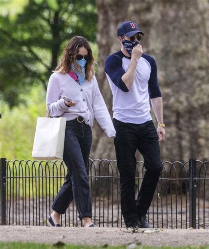 Lily James and Chris Evans