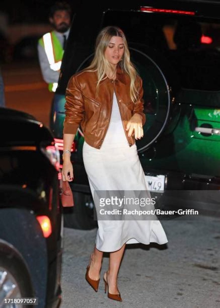 Los Angeles, CA - Sofia Richie and boyfriend Scott Disick enjoy the last day of 2019 with- you guessed it- shopping in Aspen. Scott's kids Mason and Penelope were present during the outing. Pictured: Sofia Richie, Scott Disick, Penelope Disick, Mason Disick BACKGRID USA 31 DECEMBER 2019 USA: +1 310 798 9111 / UK: +44 208 344 2007 / *UK Clients - Pictures Containing Children Please Pixelate Face Prior To Publication*