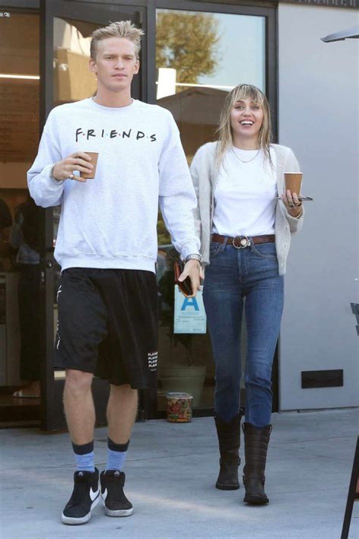 miley cyrus, cody simpson