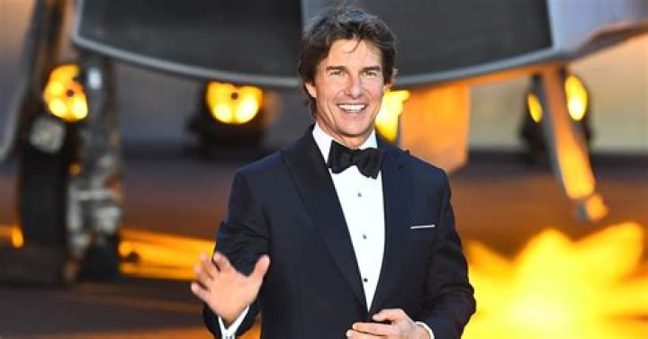 Tom Cruise Avoiding Love